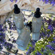 Load image into Gallery viewer, MOONCHILD GLOW OIL