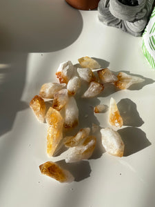 RAW CITRINE POINTS
